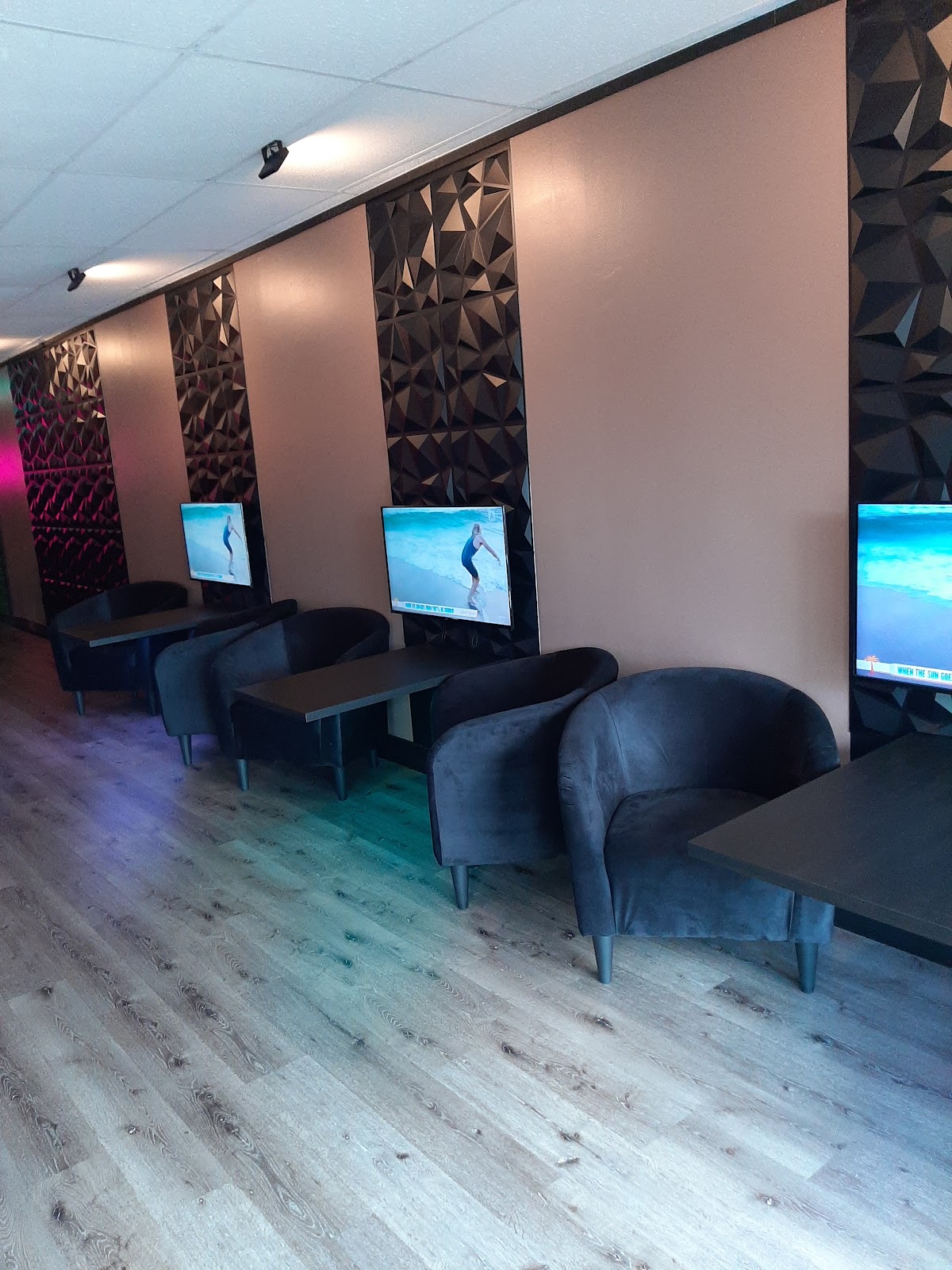 Kava House Brand - 54TH AVE photo 5