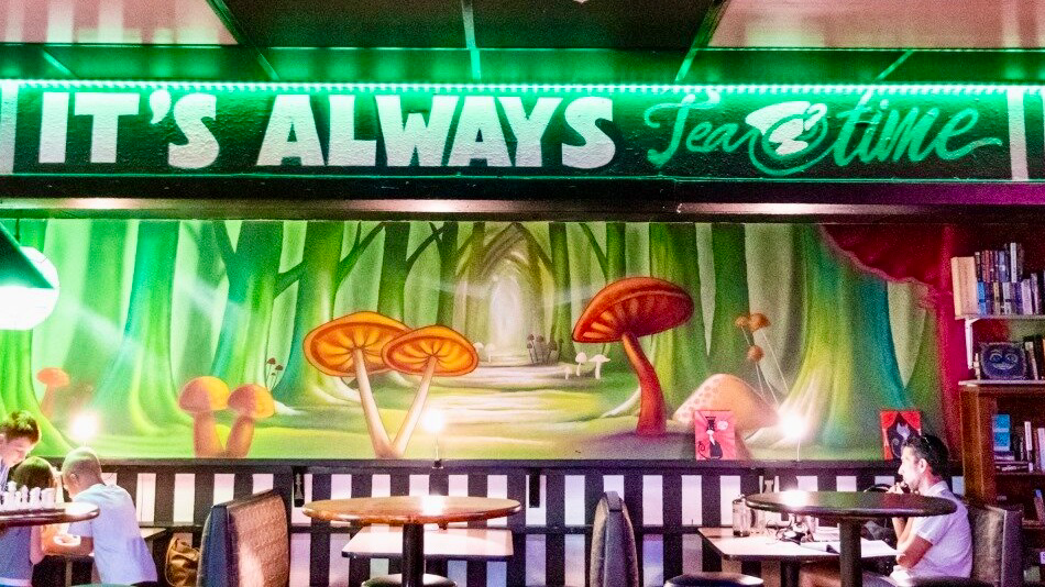 Mad Hatters Kava Bar