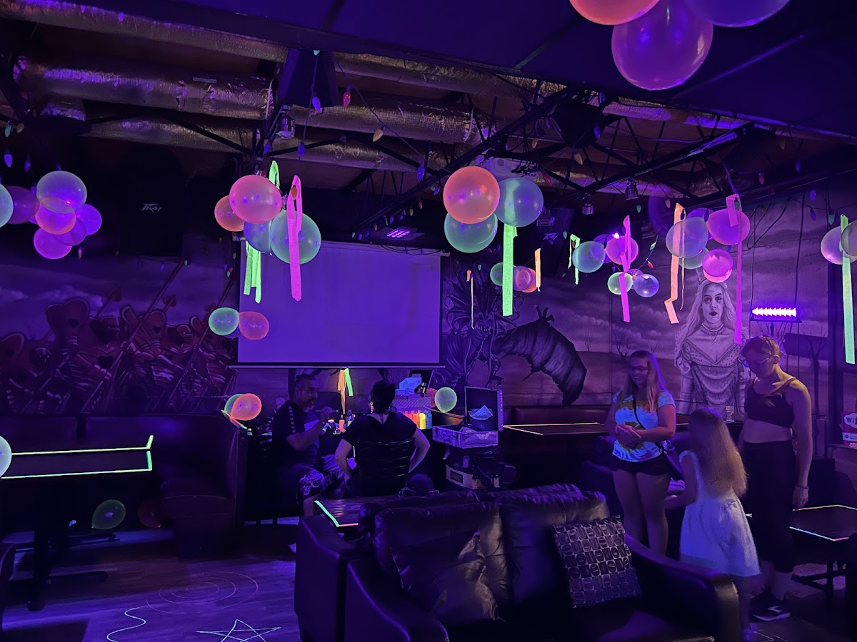 Mad Hatters Kava Bar photo 7