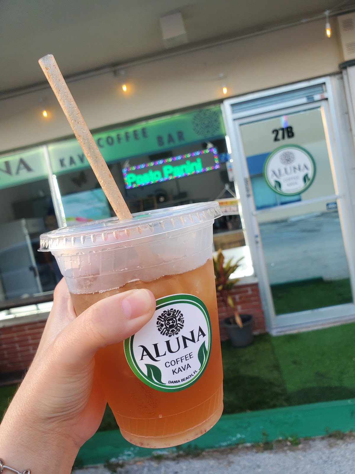 Aluna Coffee, Kava and Market photo 5