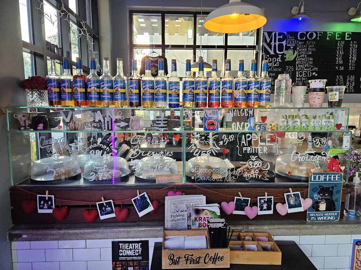 Kava Gator Coffee Shop photo 8