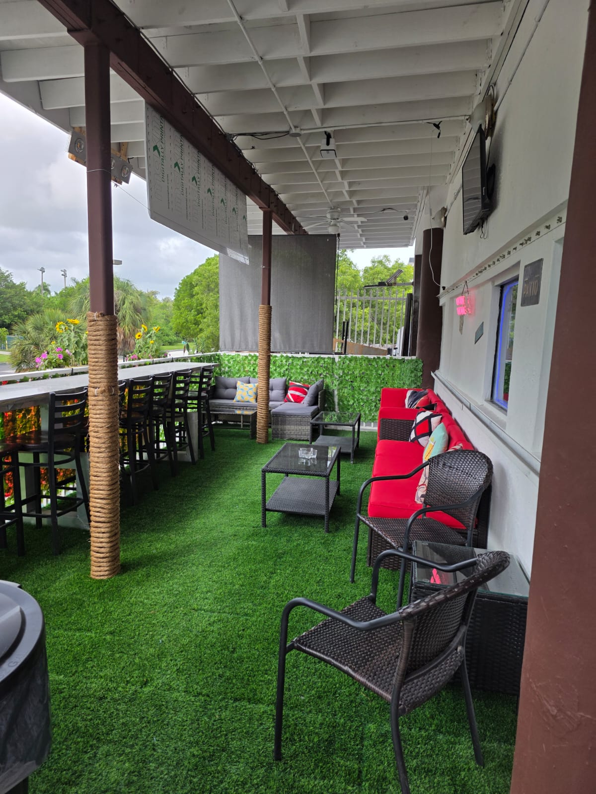 Kayf Kava Bar and Hookah Lounge LLC