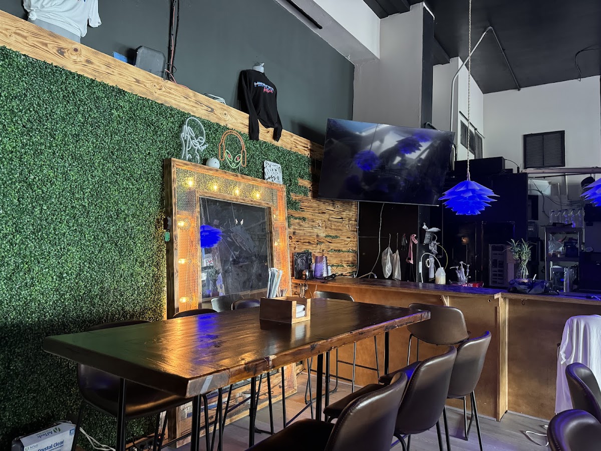 Hideout Kava and Tea Clematis photo 7