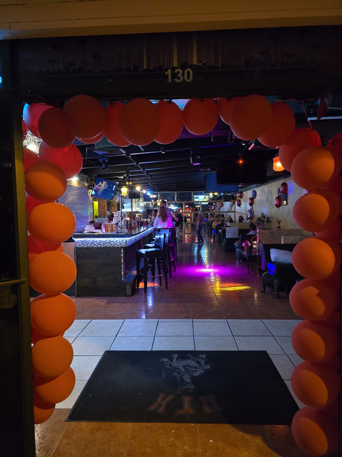 Mo V Lounge & Kava Bar photo 7