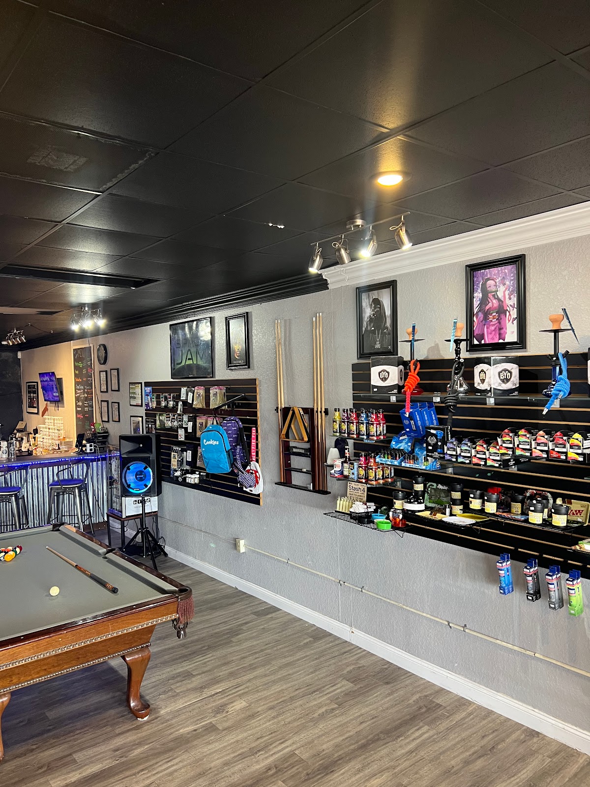 Vapor Road Brandon Kava Bar & Smoke Shop photo 4