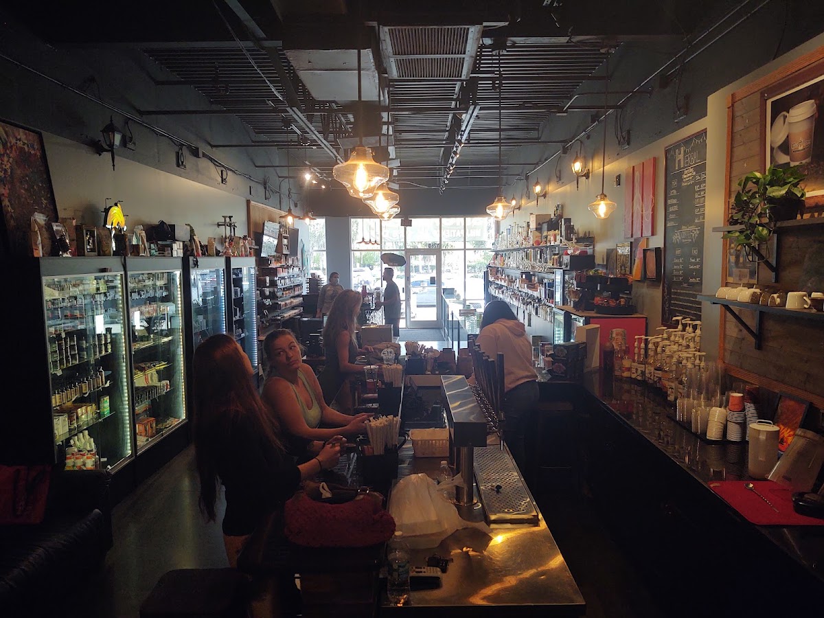 Twist Smoke Kratom Kava THC Vapes photo 6