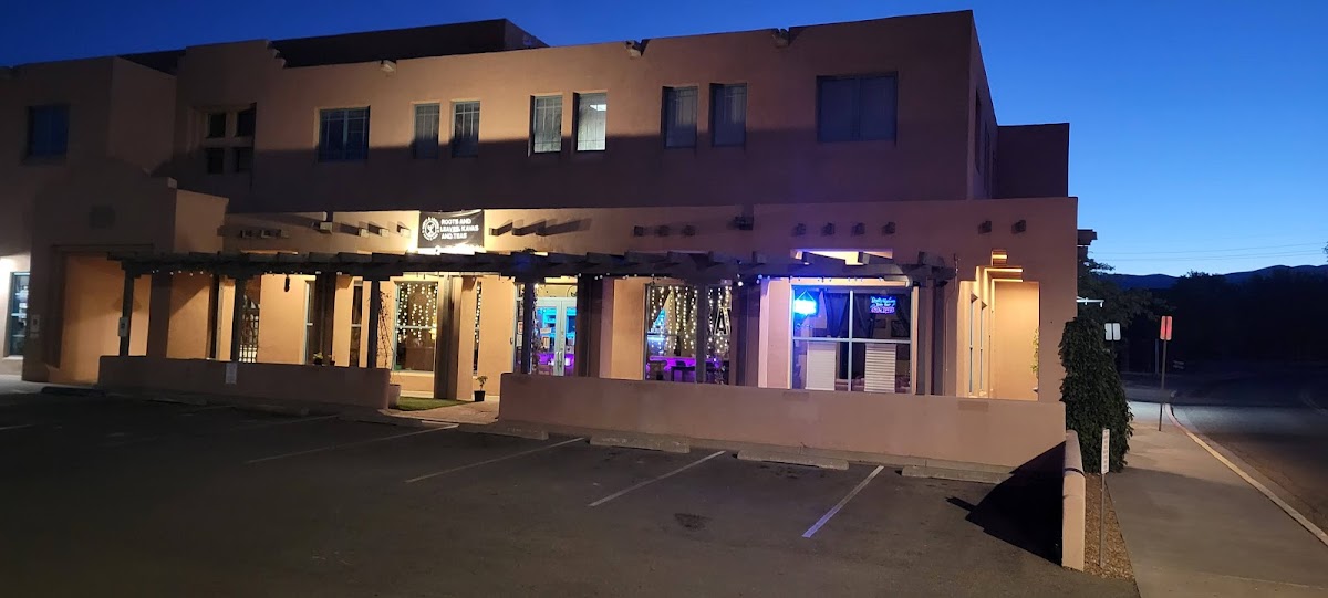 Roots and Leaves: Casa de Kava photo 5