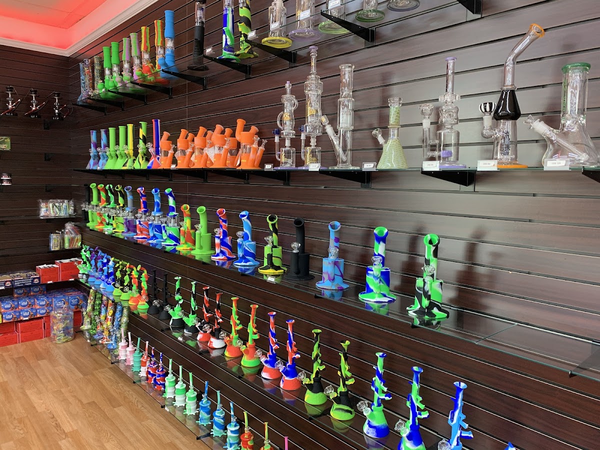 SMOKE BUDDY'S VAPE CBD HOOKAH WATERPIPES CIGARS DELTA 8 DELTA 10 KAVA KANA DELTA 9 photo 5