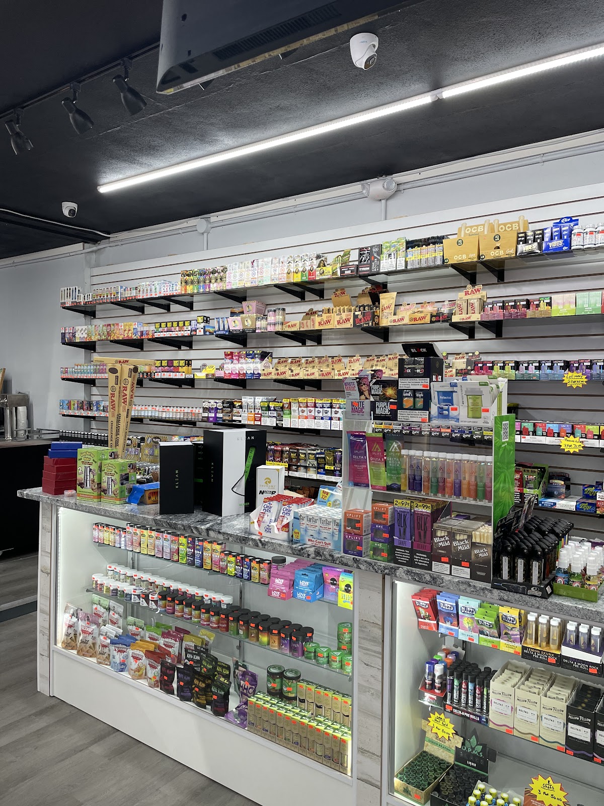 The Spot Smoke Shop and Kava Bar photo 2