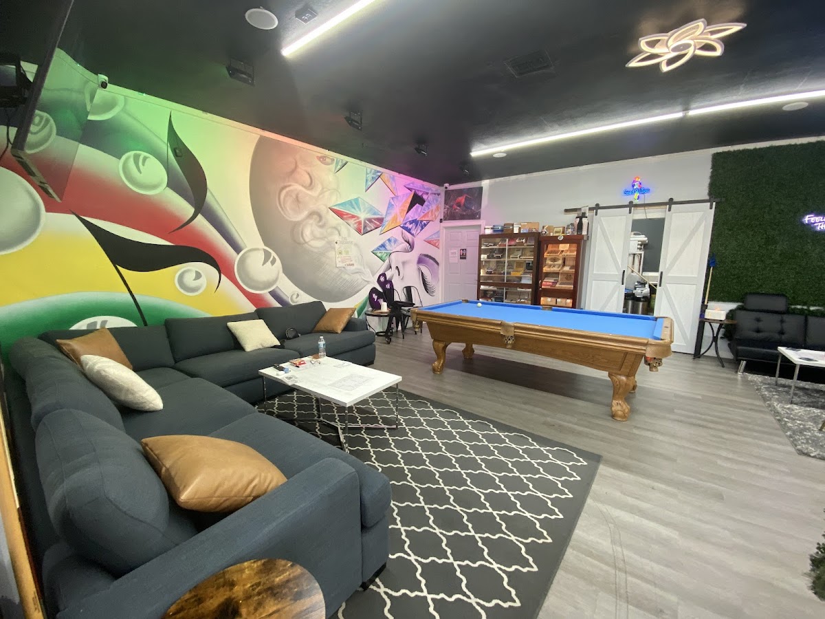 The Spot Smoke Shop and Kava Bar photo 6