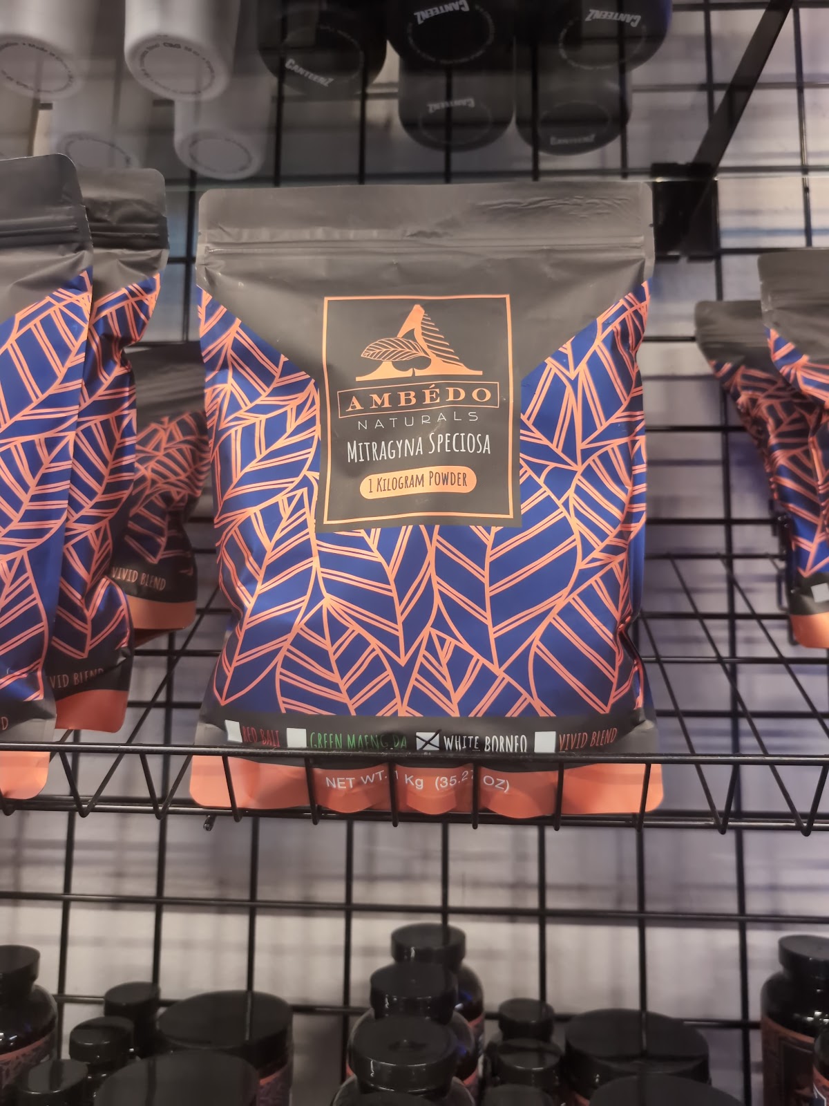 Mad Hatter Smoke and Kava photo 8