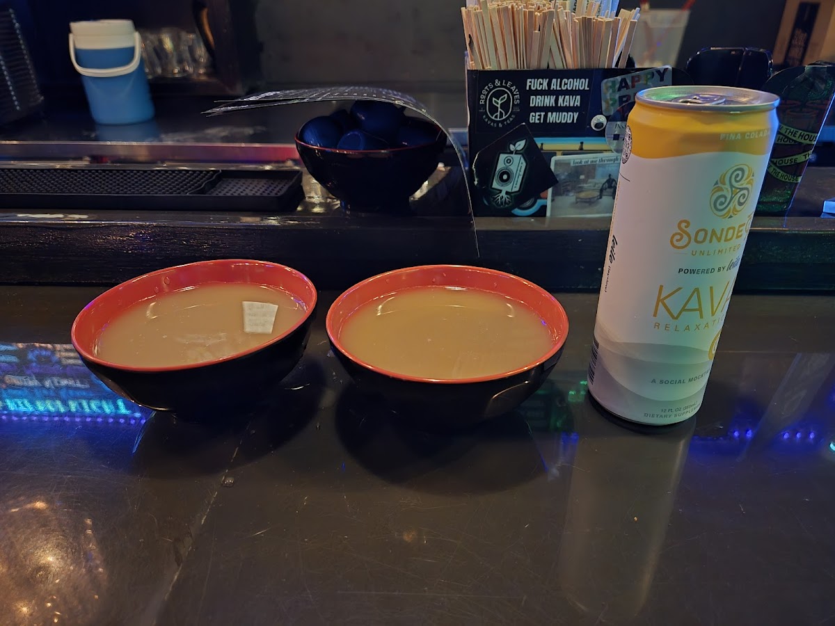 Roots And Leaves: Mile High Kava Bar photo 3