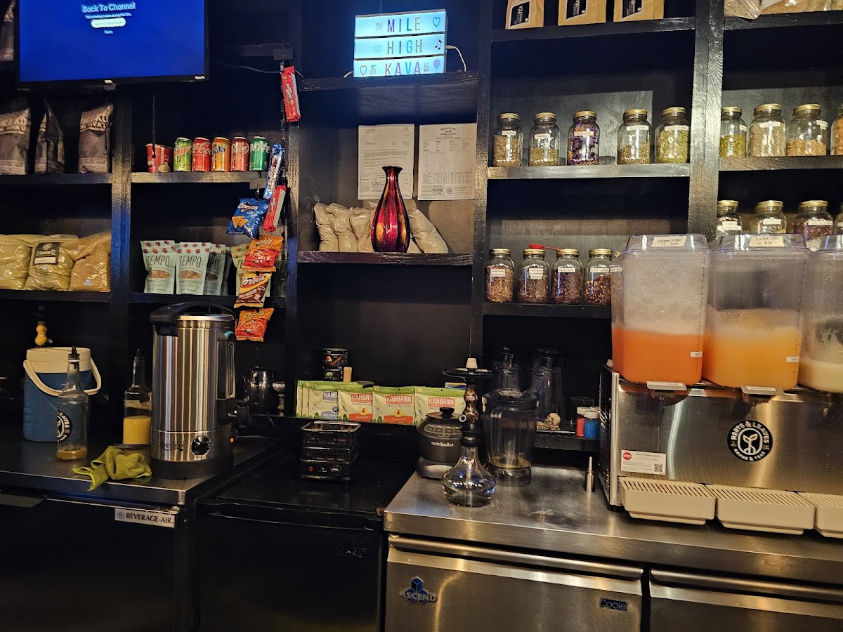 Roots And Leaves: Mile High Kava Bar photo 6