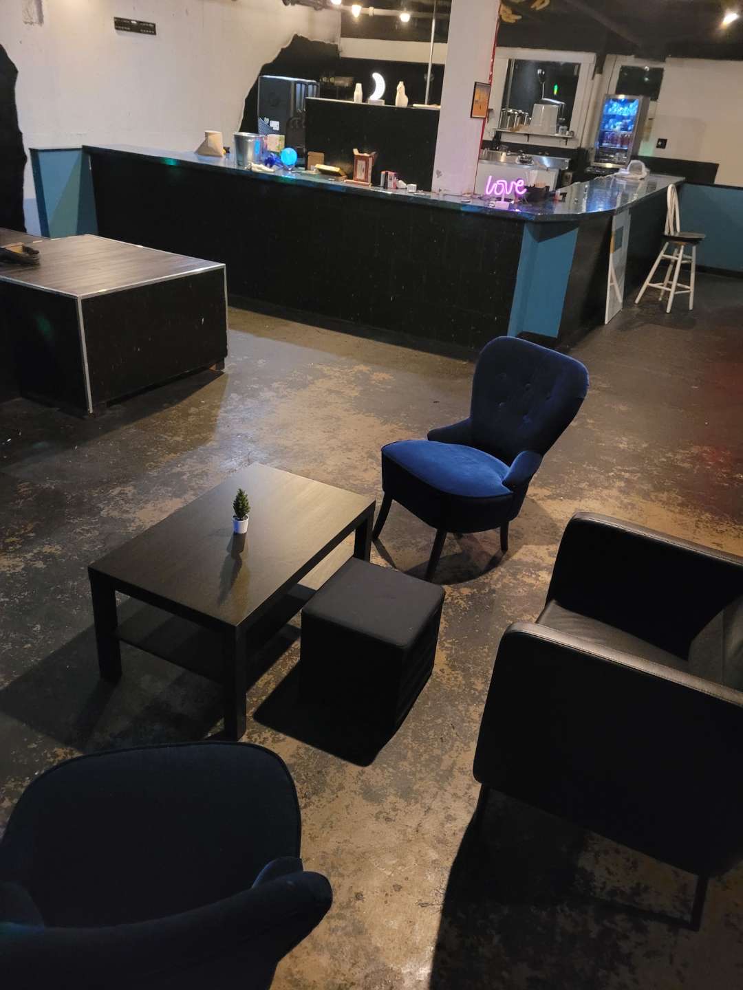 The Bula Basement, A KavaKlub