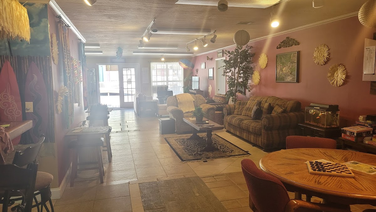 Mai Kai Kava Tea Living Room photo 5