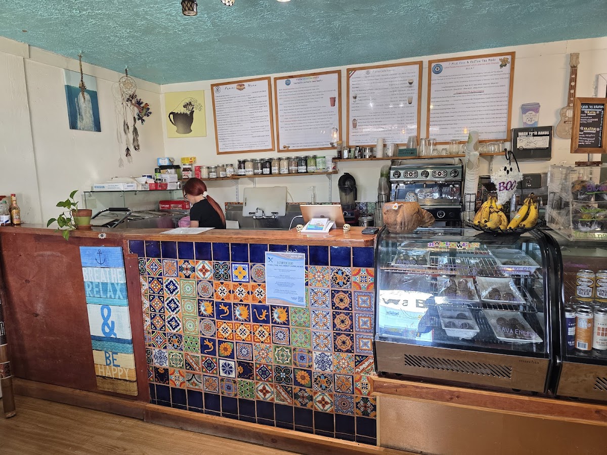 7 Mile Cafe & Kava Bar photo 2