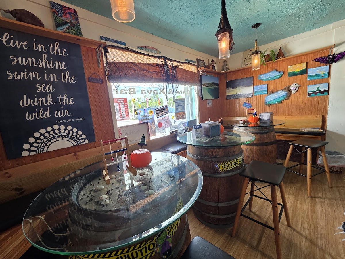 7 Mile Cafe & Kava Bar photo 4