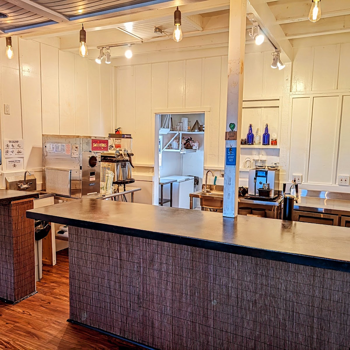 Awa Hale Kava Lounge & Health Bar photo 1