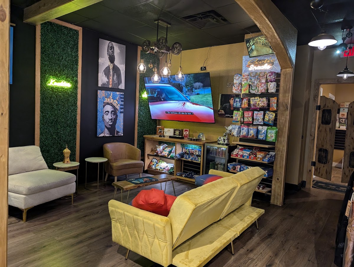 Vape Up Cafe 4-Kava•Kratom•Boba•Ice Cream photo 3