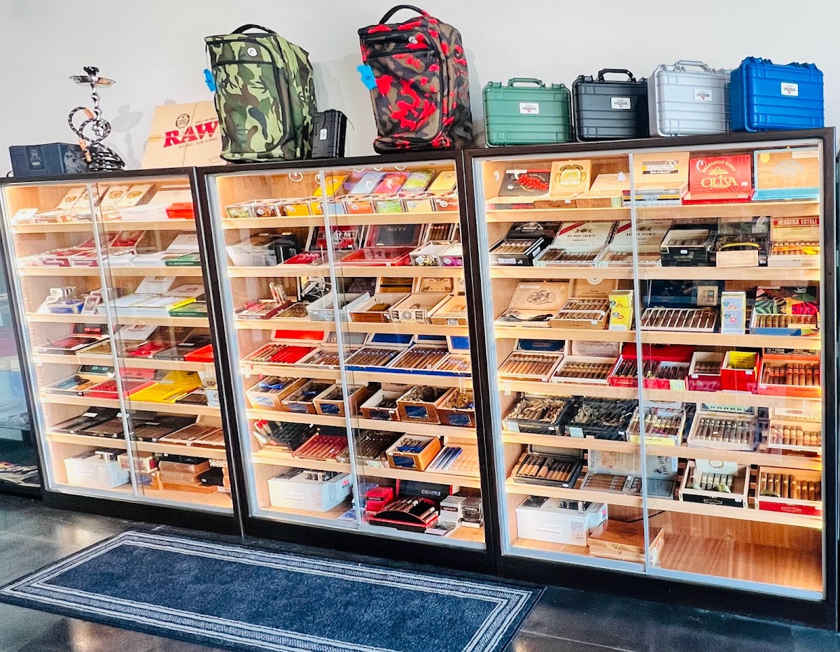 Vaperior Cigars & Kava Bar photo 5