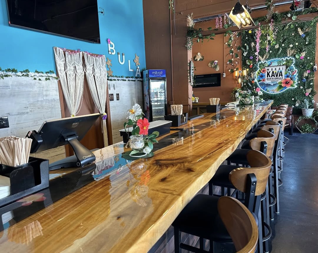 Makai Kava Bar & Grille