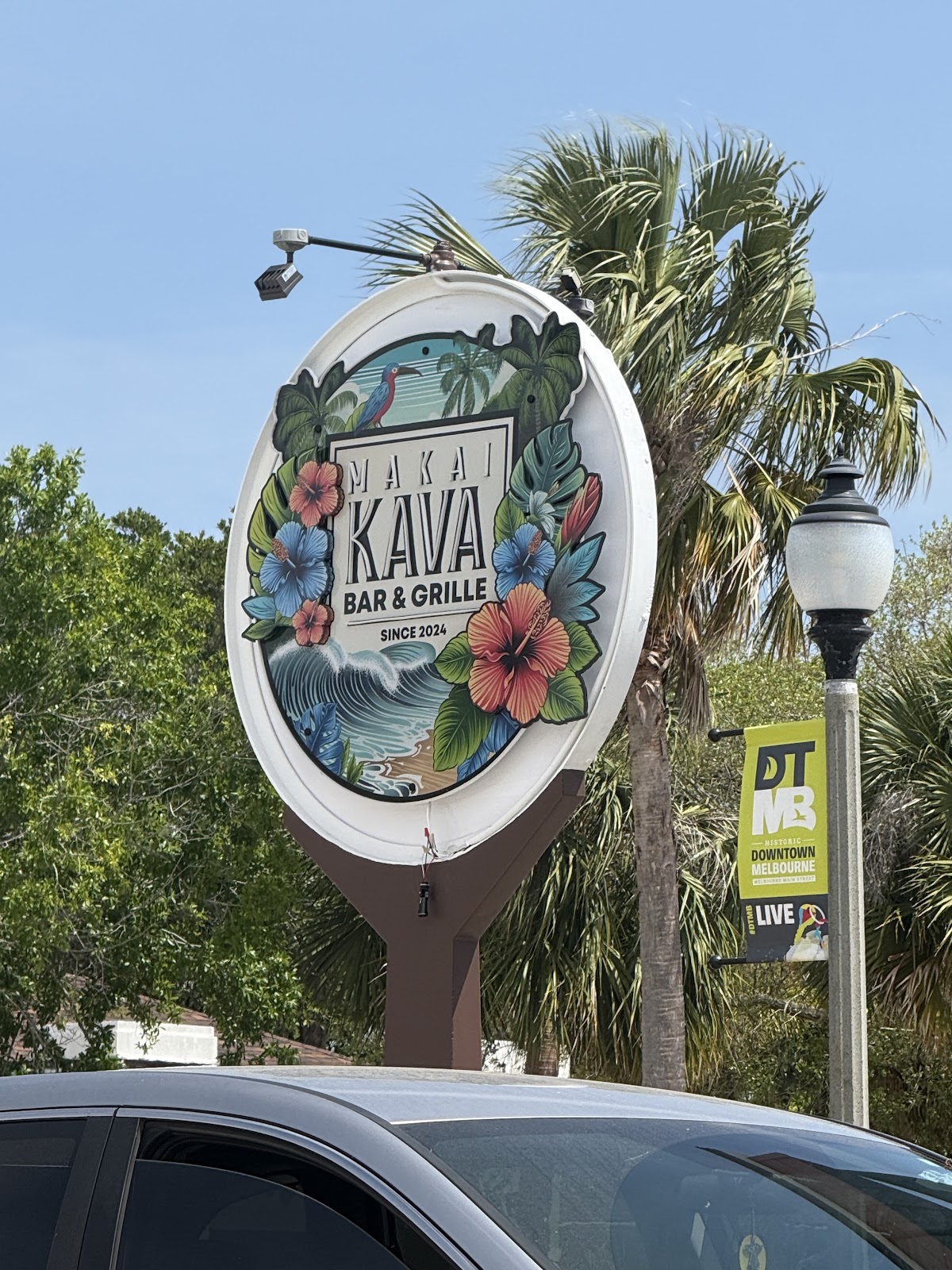 Makai Kava Bar & Grille