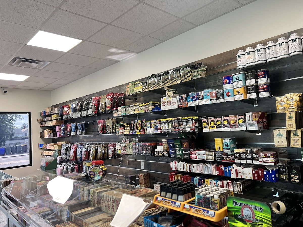 Famous smoke shop and tropical kava bar photo 6