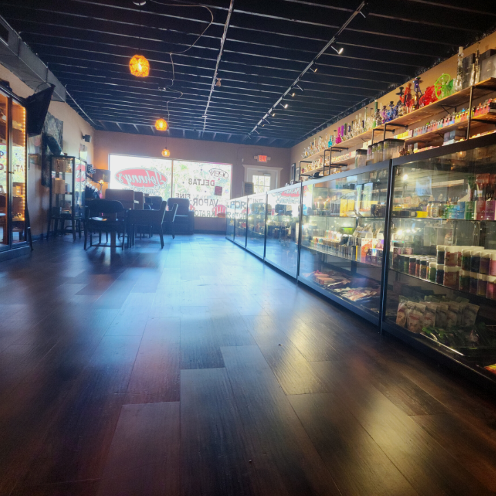 Johnny's Kratom Kava THC Vapes