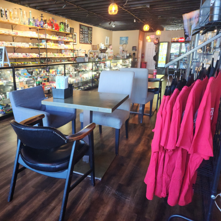 Johnny's Kratom Kava THC Vapes photo 7