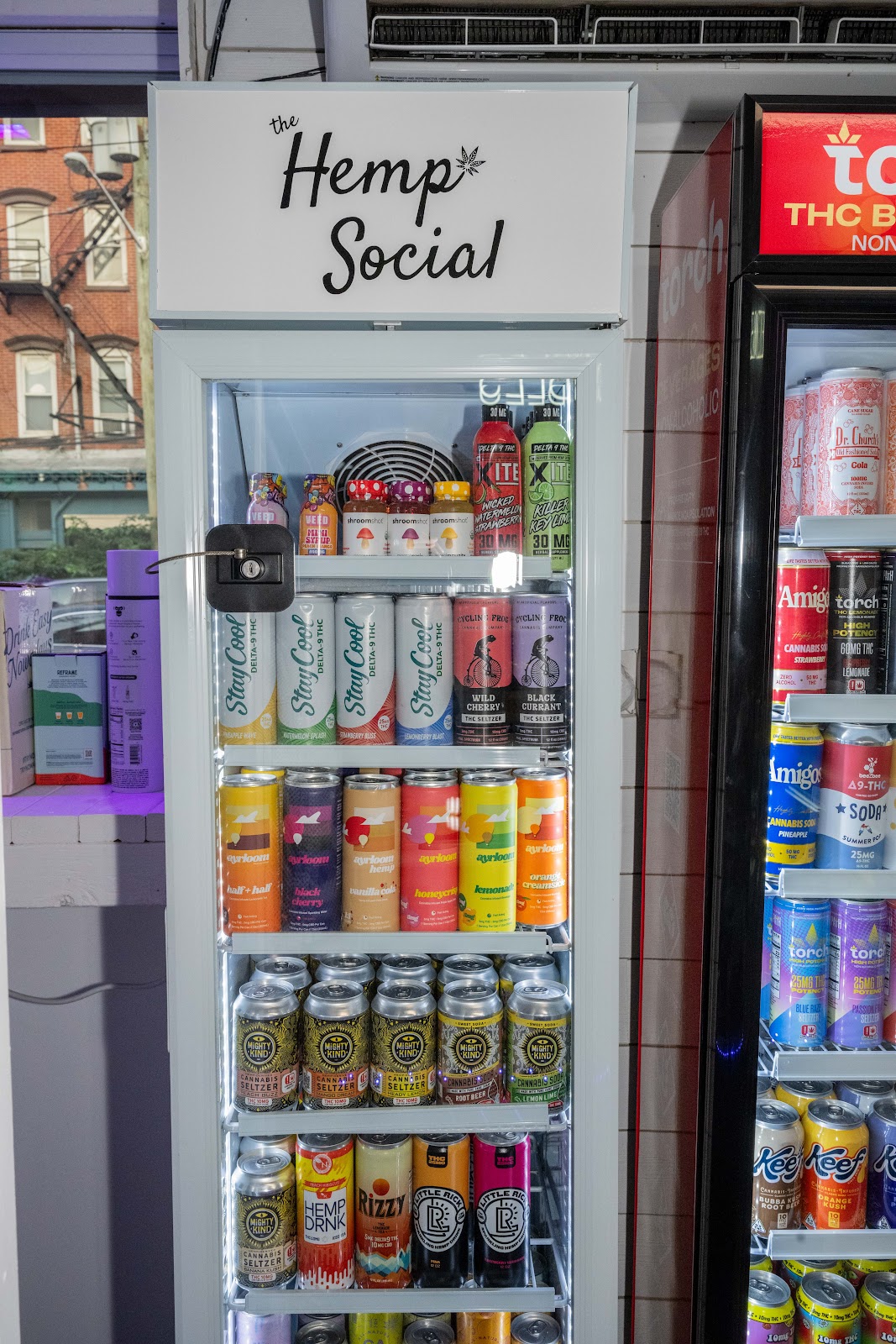 The Hemp Social - Downtown THC, CBD, KRATOM, KAVA, WELLNESS MUSHROOMS, NOOTROPICS & MAD HONEY! photo 4