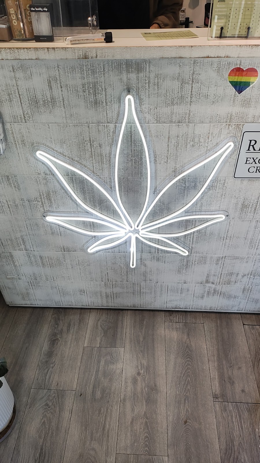 The Hemp Social - The Heights THC, CBD, KRATOM, KAVA, WELLNESS MUSHROOMS, NOOTROPICS & MAD HONEY! photo 4