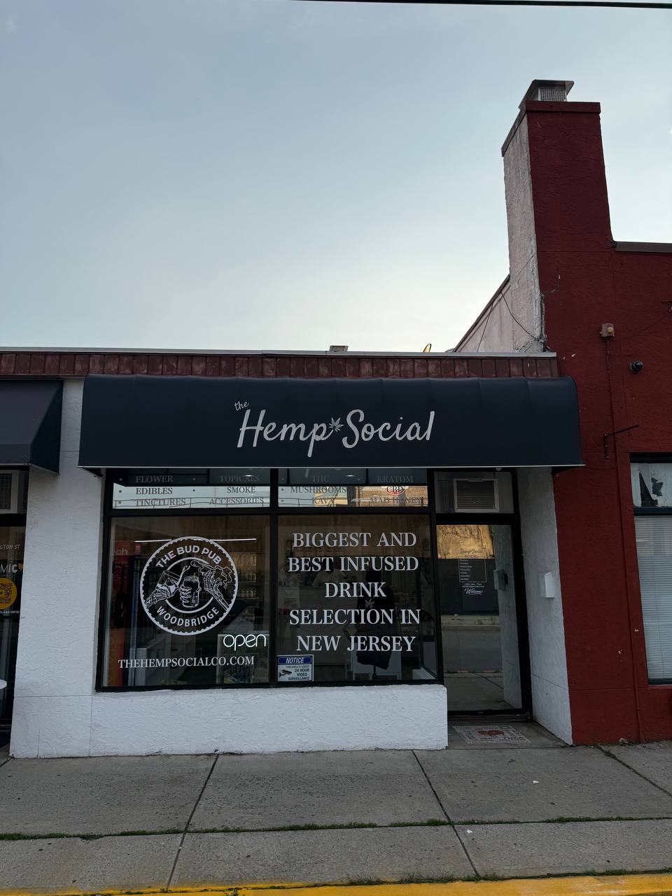 The Hemp Social - (The Bud Pub) Woodbridge, INFUSED DRINKS, THC, CBD, KRATOM, KAVA, MUSHROOMS & MAD HONEY! photo 4