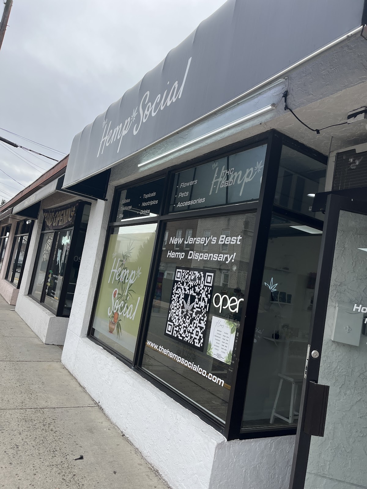 The Hemp Social - (The Bud Pub) Woodbridge, INFUSED DRINKS, THC, CBD, KRATOM, KAVA, MUSHROOMS & MAD HONEY! photo 1